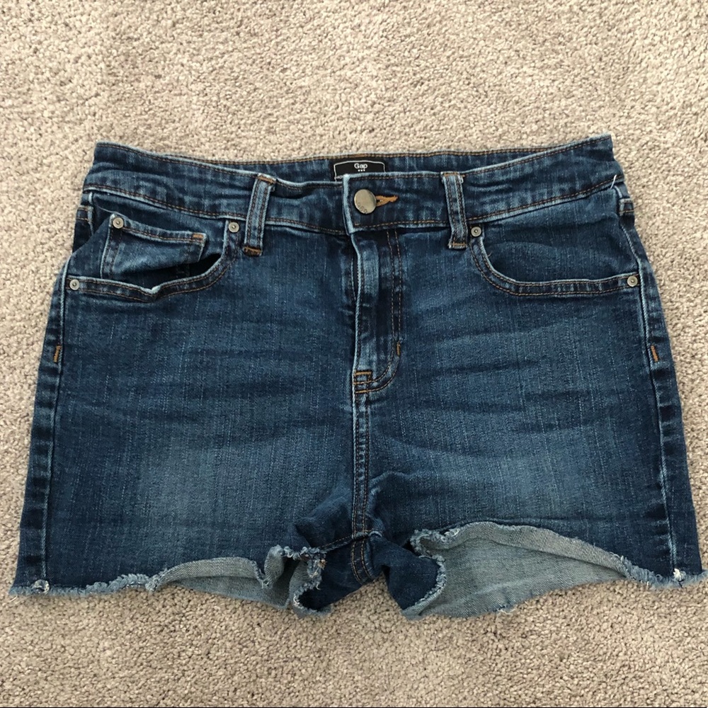 Gap high rise cut off shorts